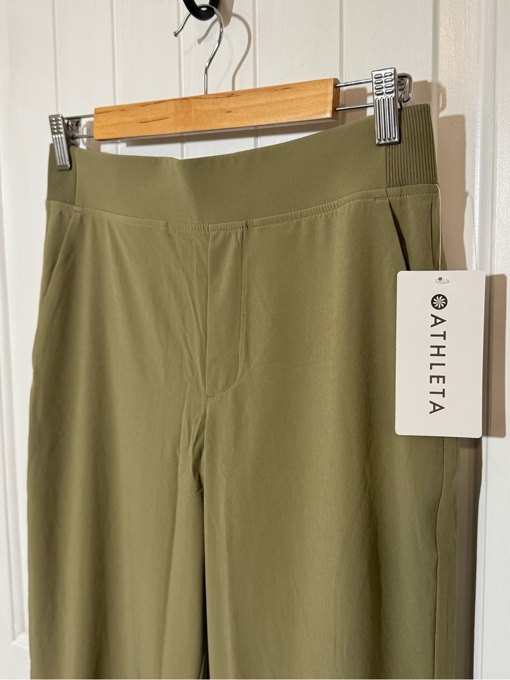 Athleta Brooklyn Jogger Olive Utility Pull-On Pants - Picture 5 of 6